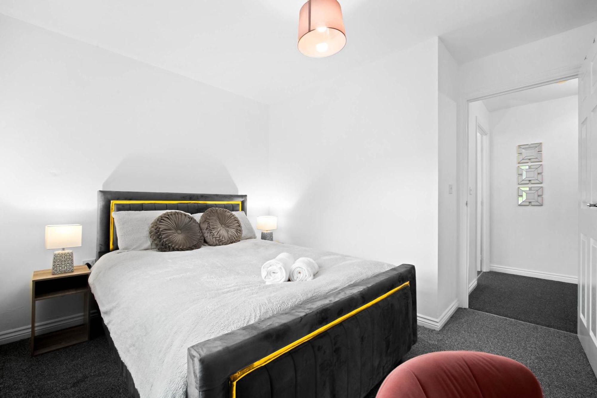 Harmony House 3 Bedroom New Build For Families, Contractors, Black Country Museum Sleeps 6 تيبتون المظهر الخارجي الصورة