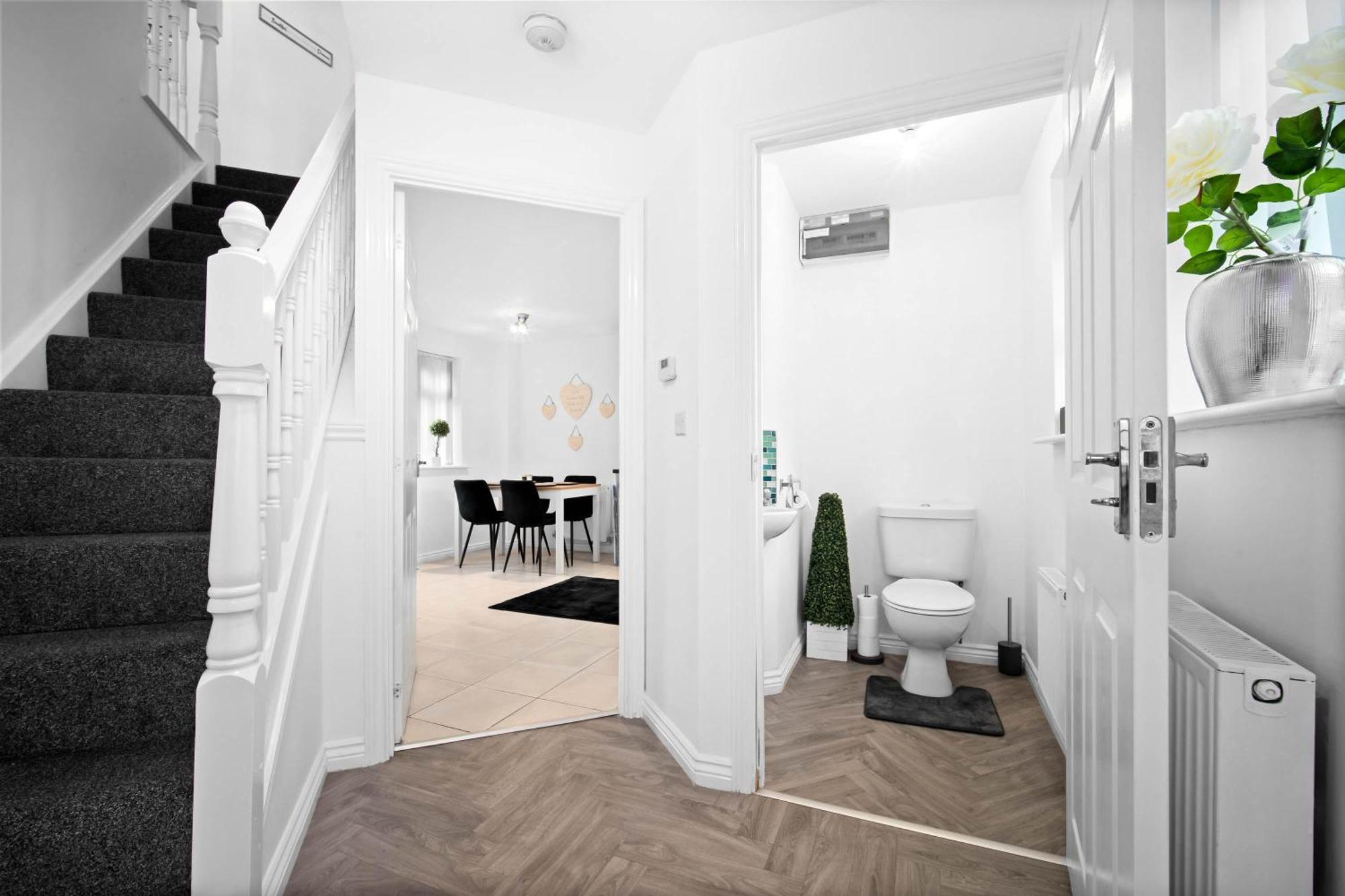 Harmony House 3 Bedroom New Build For Families, Contractors, Black Country Museum Sleeps 6 تيبتون المظهر الخارجي الصورة