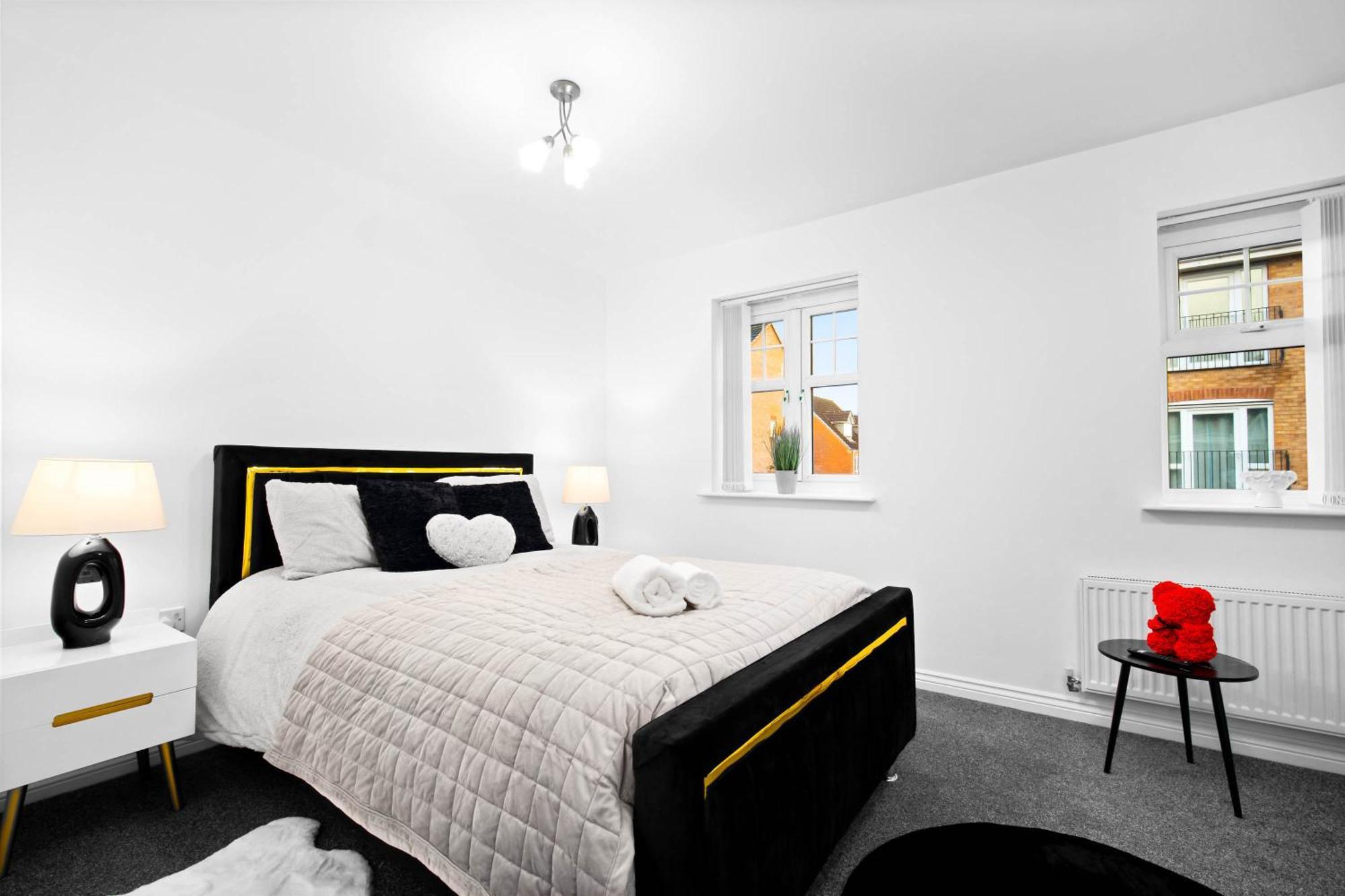 Harmony House 3 Bedroom New Build For Families, Contractors, Black Country Museum Sleeps 6 تيبتون المظهر الخارجي الصورة